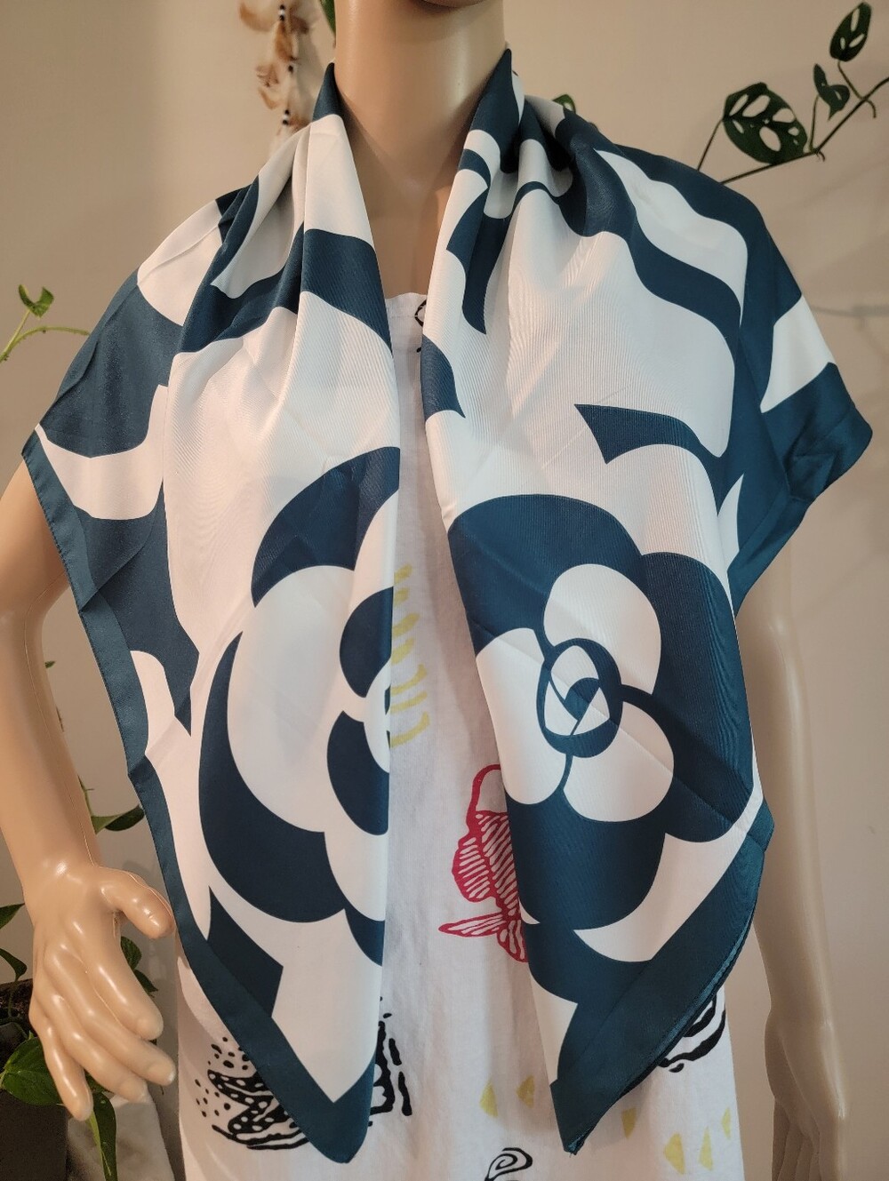 Women’s Green and White Floral Scarf Top - Elegant Layered Look